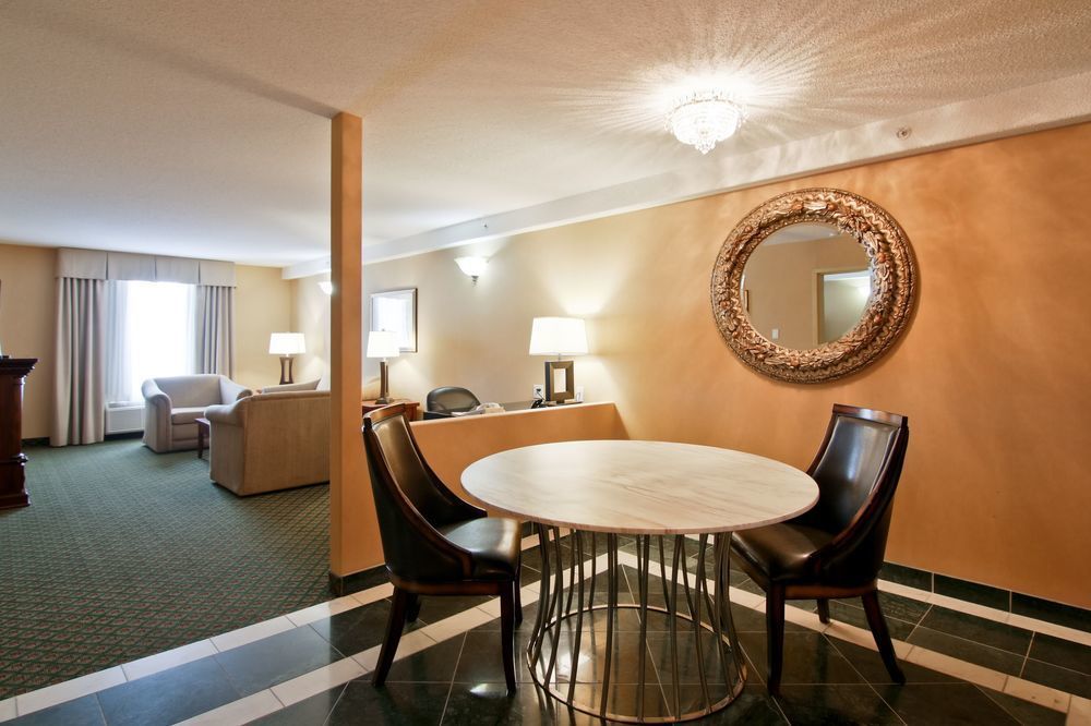 Clarion Hotel & Conference Centre Sherwood Park Εξωτερικό φωτογραφία
